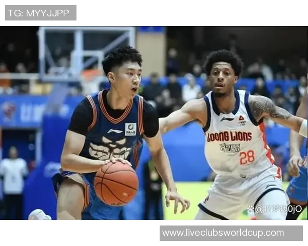 新秀与年轻球员的崛起如何改变篮球赛场的未来格局与发展潜力